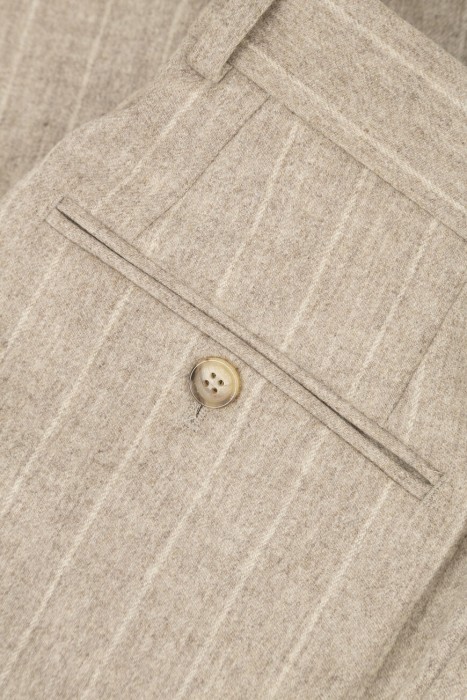 костюм  из шерсти спереди