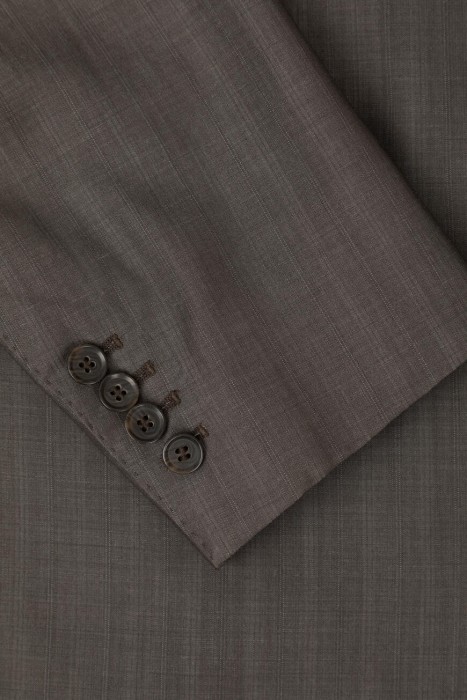 костюм  из шерсти спереди