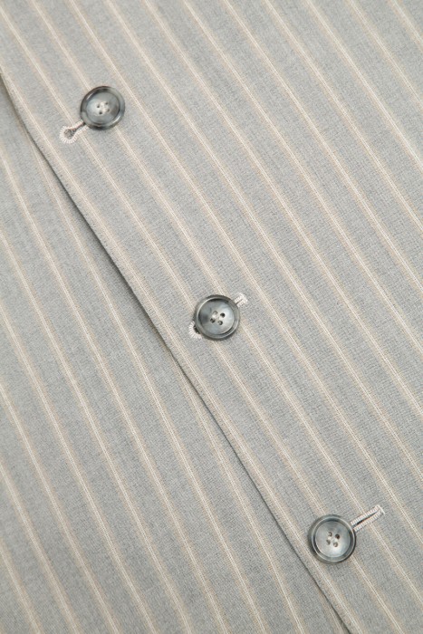 костюм  из шерсти спереди