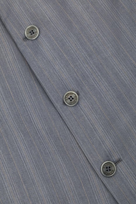 костюм  из шерсти спереди