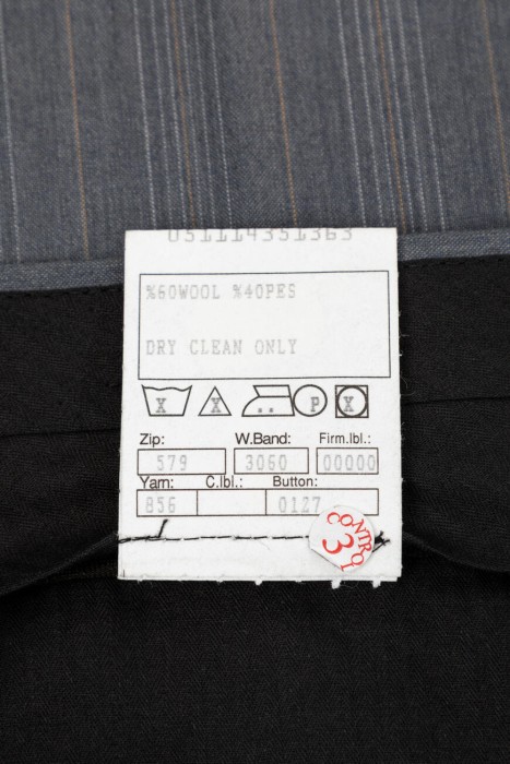 костюм  вид слева