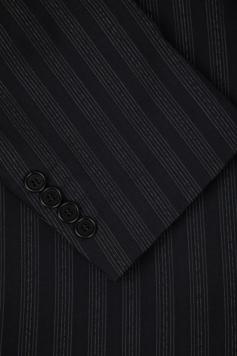 костюм  из шерсти спереди