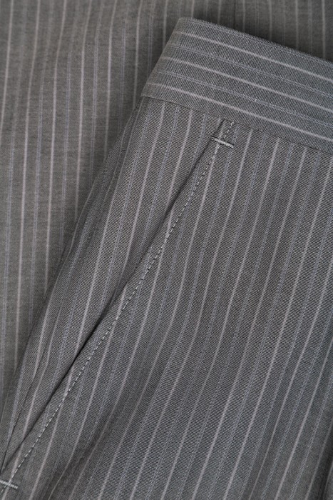 костюм  универсального стиля с лицевой стороны