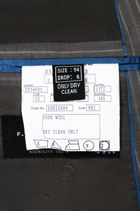 костюм  на сезон этого года фотография