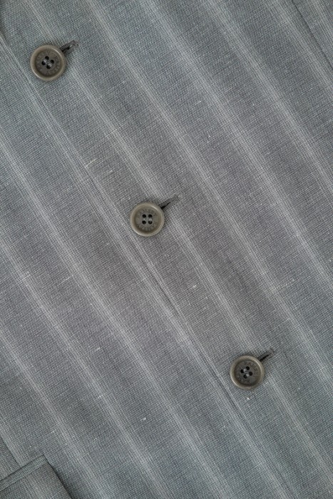 Товар серого цвета с внутренней стороны