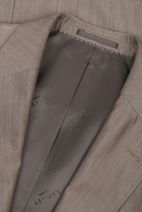 костюм  универсального стиля с лицевой стороны