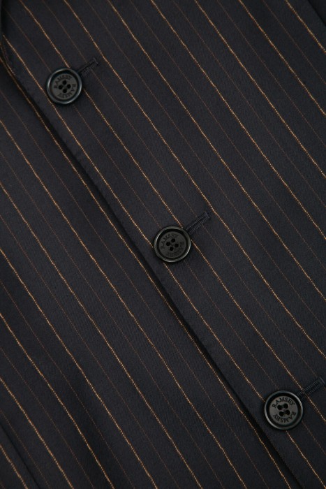 костюм  из проверенных материалов спереди