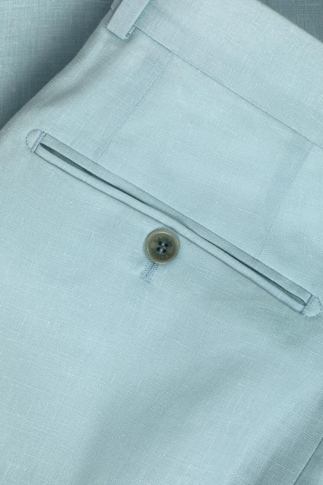 костюм  универсального стиля с лицевой стороны