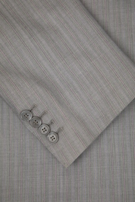 Товар серого цвета с внутренней стороны