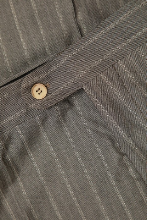 костюм  универсального стиля с лицевой стороны