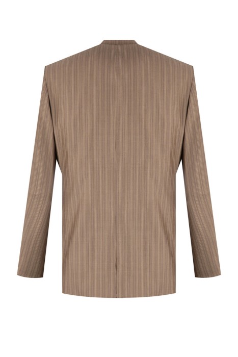 костюм  по цене 55200 руб вид справа