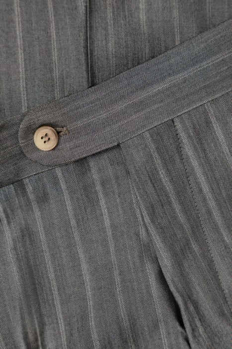 костюм  универсального стиля с лицевой стороны