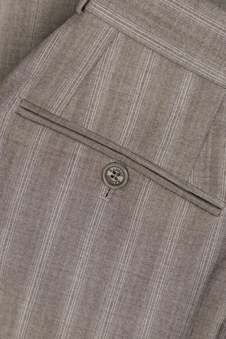 костюм  классического стиля с лицевой стороны