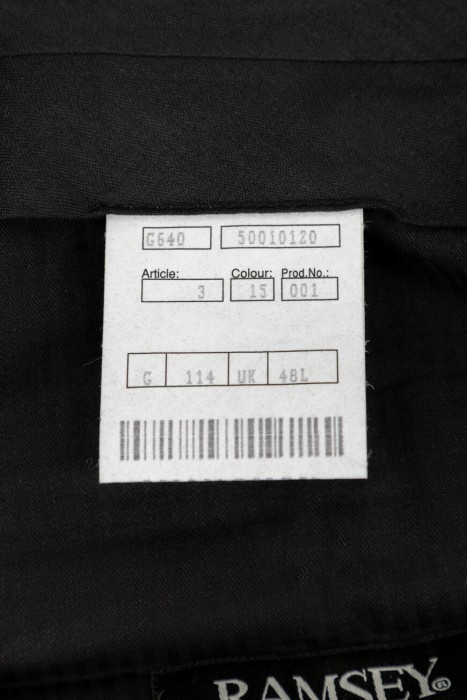 костюм  вид слева