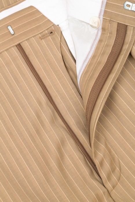 костюм  универсального стиля с лицевой стороны