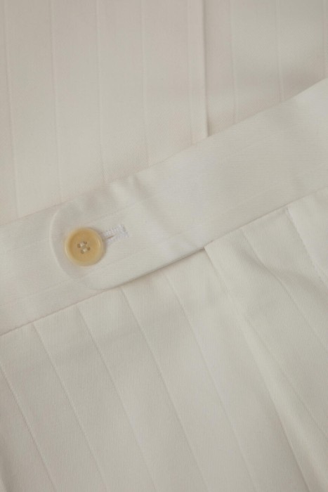 костюм  универсального стиля с лицевой стороны