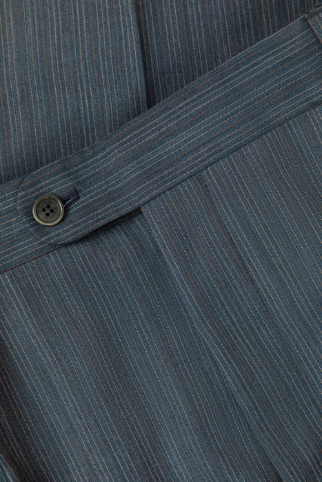 костюм  универсального стиля с лицевой стороны