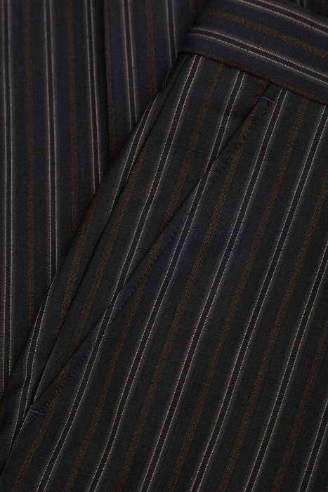 костюм  универсального стиля с лицевой стороны