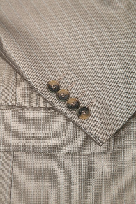 костюм  универсального стиля с лицевой стороны