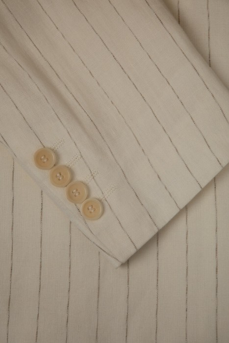 Товар белого цвета с внутренней стороны