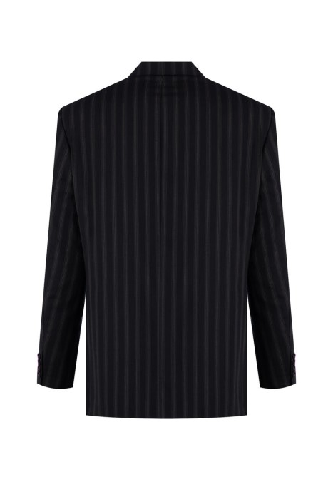 костюм  по цене 32800 руб вид справа