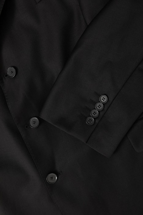 Товар черного цвета с внутренней стороны