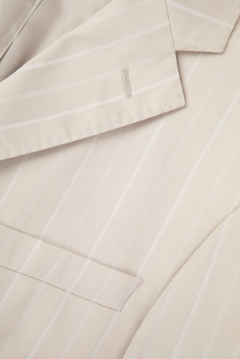 костюм  классического стиля с лицевой стороны