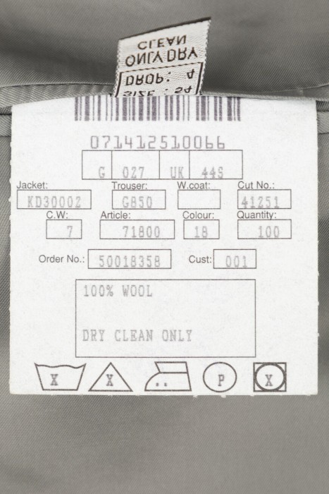 костюм  на сезон этого года фотография