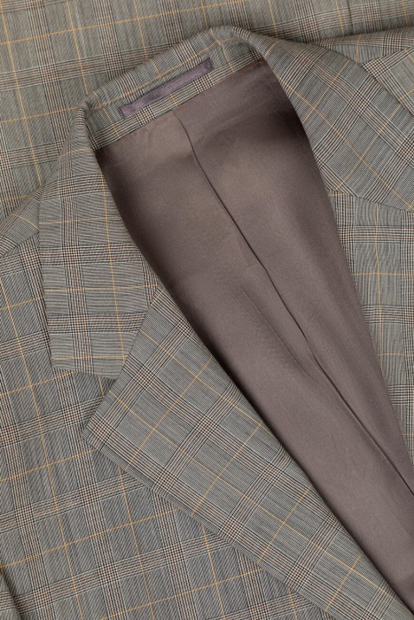 костюм  из шерсти спереди