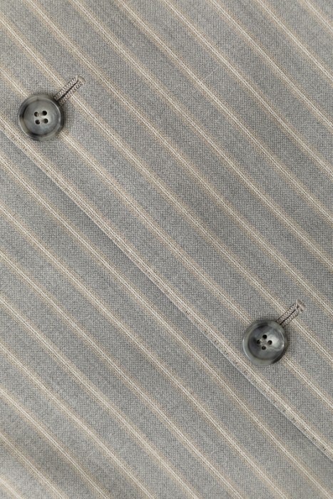 костюм  из шерсти спереди