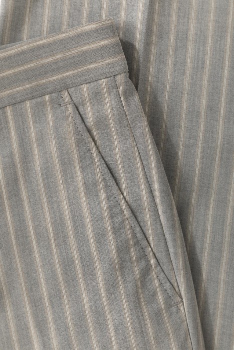 костюм  повседневного стиля с лицевой стороны