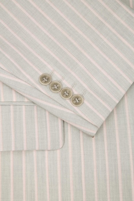 Товар серого цвета с внутренней стороны