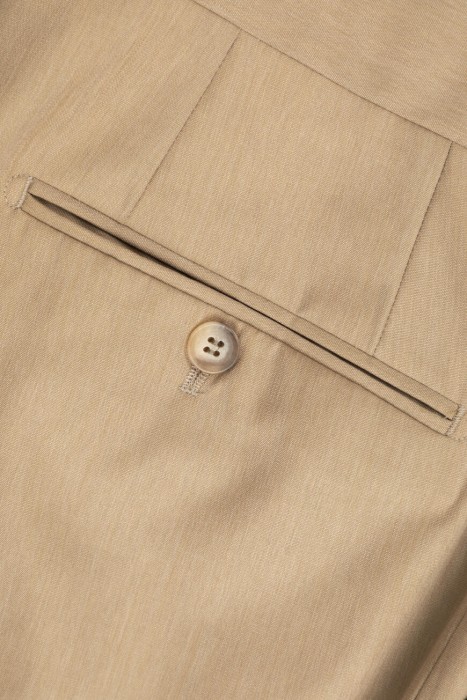 костюм  универсального стиля с лицевой стороны