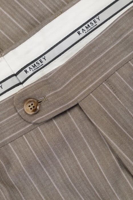 костюм  для взрослого возраста с изнаночной стороны