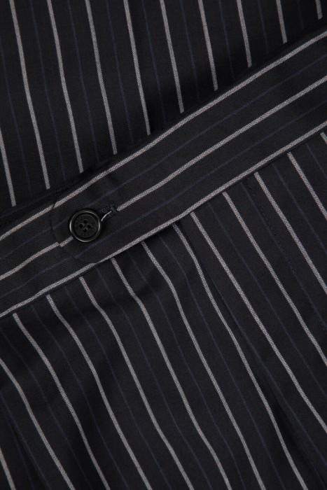 костюм  универсального стиля с лицевой стороны