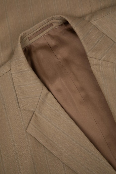 костюм  из шерсти спереди