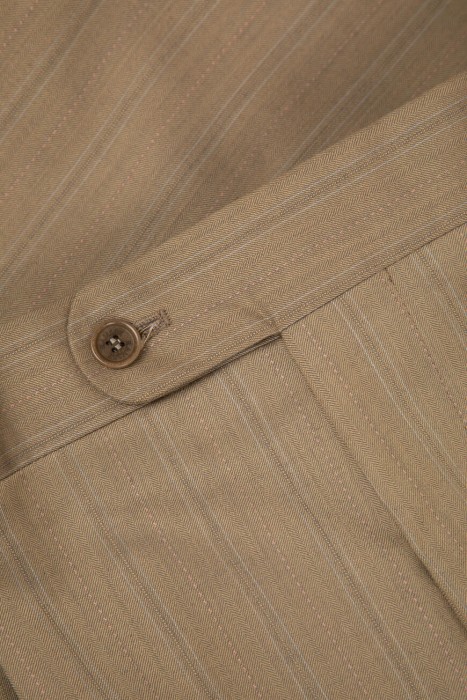 костюм  универсального стиля с лицевой стороны