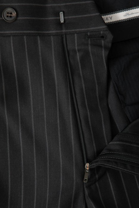 костюм  универсального стиля с лицевой стороны