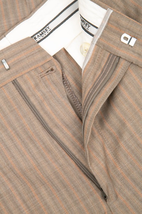 костюм  для взрослого возраста с изнаночной стороны