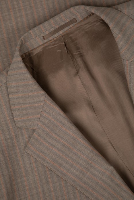 костюм  из шерсти спереди