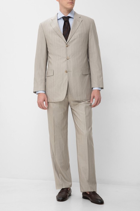 костюм  из проверенных материалов спереди