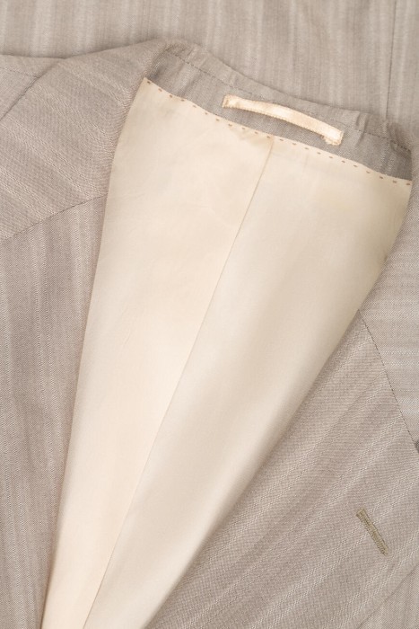 костюм  универсального стиля с лицевой стороны