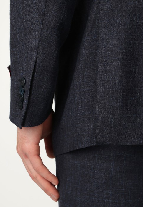 костюм  повседневного стиля с лицевой стороны