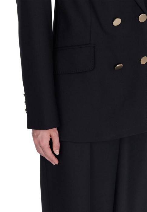 костюм  вид слева