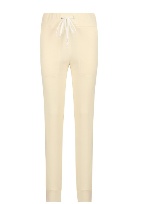 костюм  по цене 79030 руб вид справа