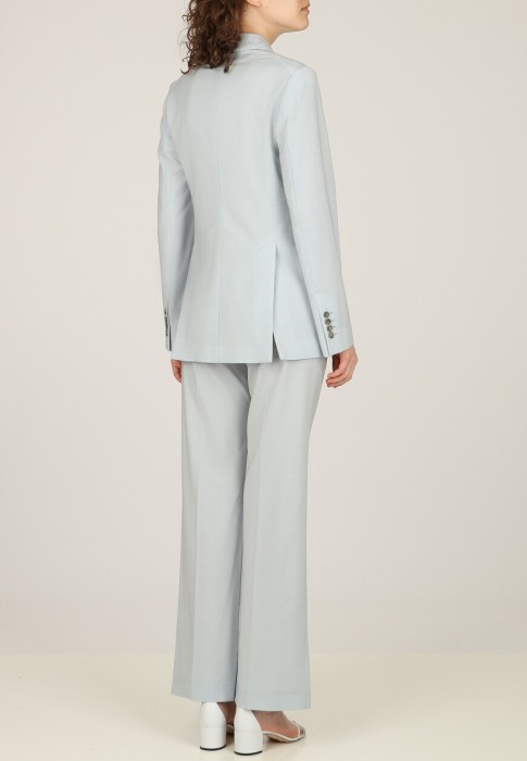 Товар голубого цвета с внутренней стороны