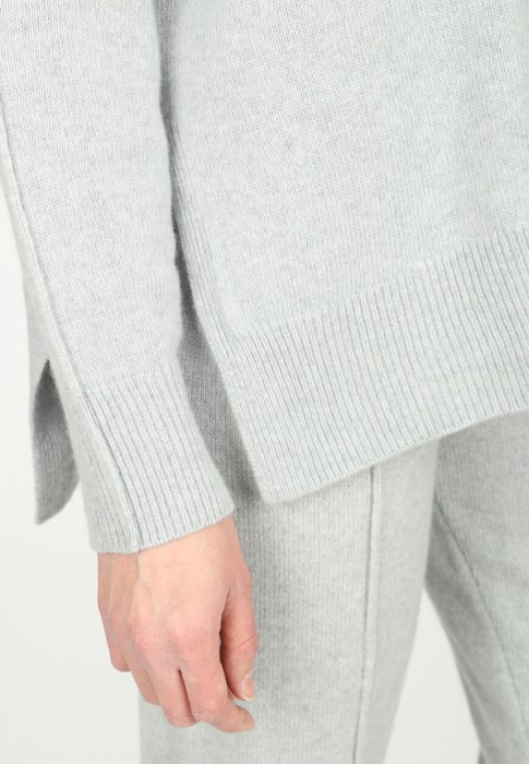 костюм  на сезон этого года фотография