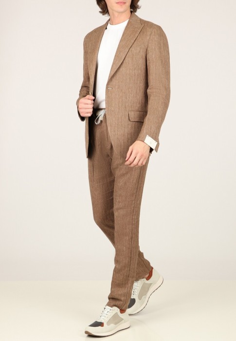 костюм  из италии вид сбоку