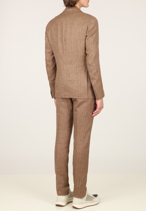 костюм  из проверенных материалов спереди