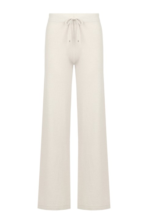 костюм  по цене 166530 руб вид справа